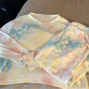 Perfect holiday gift set. Women’s Tie-Dye Pajama Set